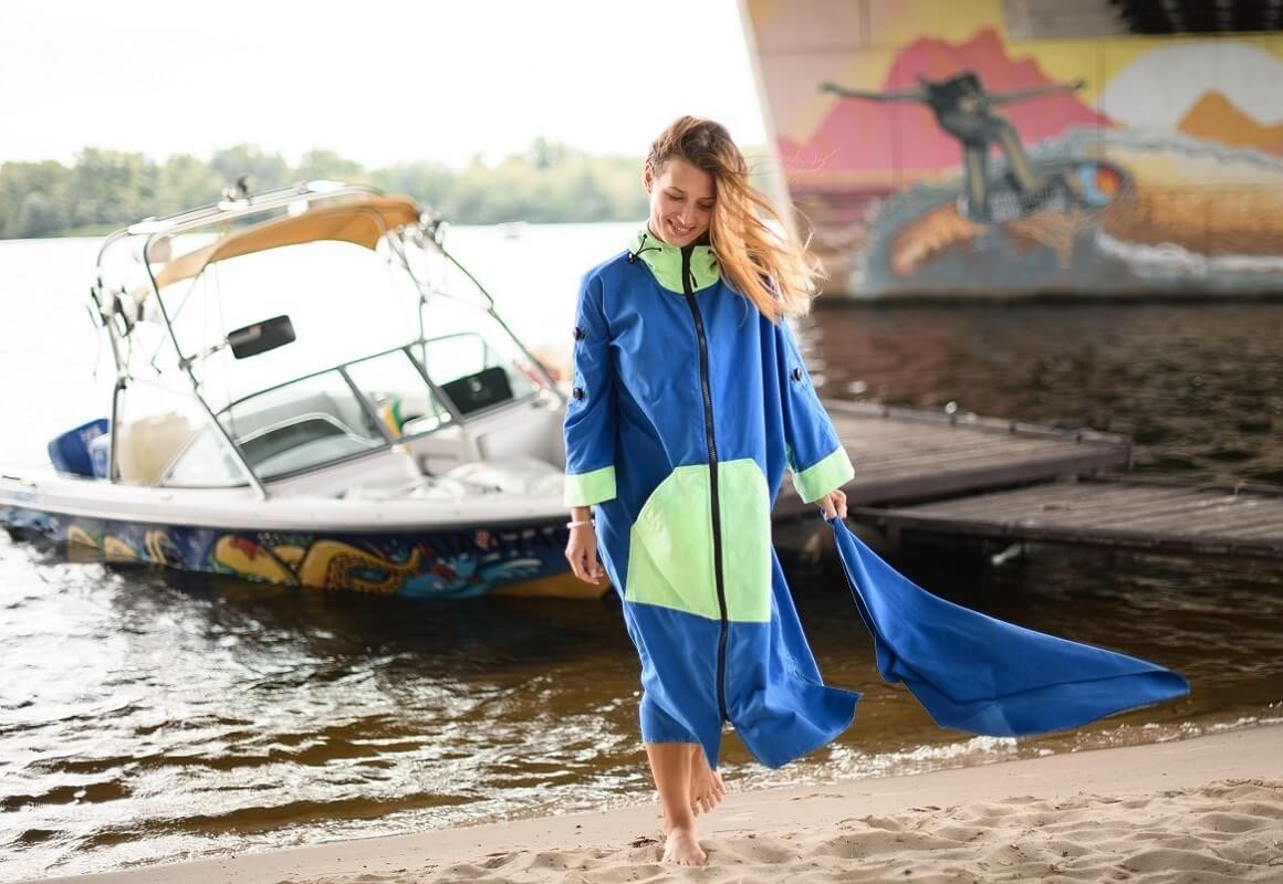 Халабан одяг з мікрофібри